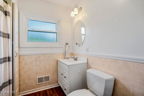 Tiny photo for 4928 Arbor Way, Sylvania, OH 43560 (MLS # 10010671)