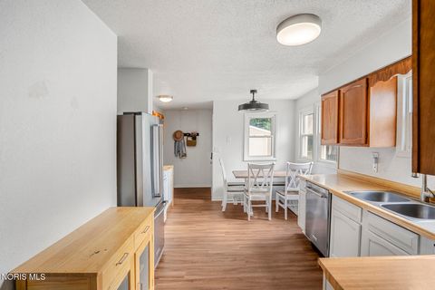 Tiny photo for 4928 Arbor Way, Sylvania, OH 43560 (MLS # 10010671)