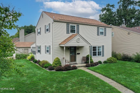 Photo of 5127 Calyx Lane, Toledo, OH 43623 (MLS # 10013033)