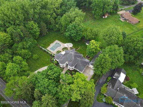 Tiny photo for 4226 Corey Road, Toledo, OH 43623 (MLS # 10000977)