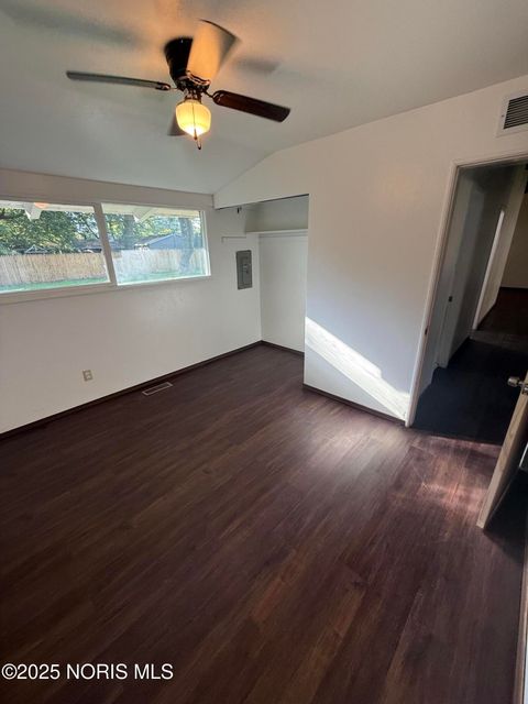 Tiny photo for 3333 E Lincolnshire Boulevard, Toledo, OH 43606 (MLS # 10000171)
