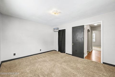 Tiny photo for 324 W Mcpherson Avenue, Findlay, OH 45840 (MLS # 10003809)