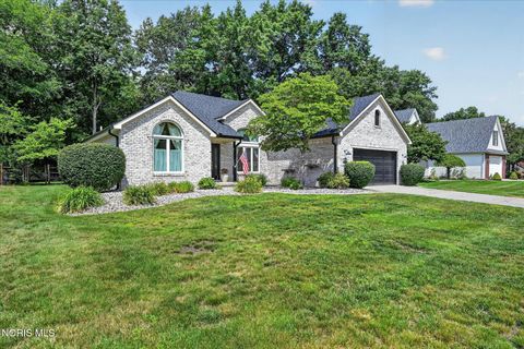 Photo of 640 Weatherstone Road, Holland, OH 43528 (MLS # 10009654)