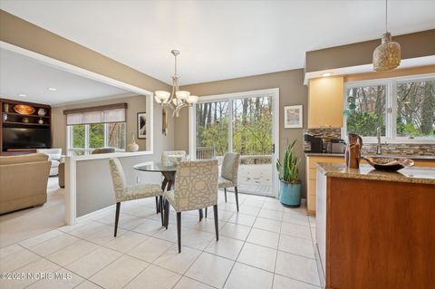 Tiny photo for 25772 Brittany Road, Perrysburg, OH 43551 (MLS # 10002112)