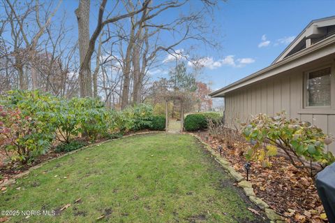 Tiny photo for 25772 Brittany Road, Perrysburg, OH 43551 (MLS # 10002112)