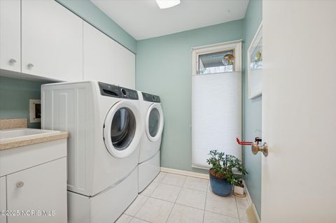 Tiny photo for 25772 Brittany Road, Perrysburg, OH 43551 (MLS # 10002112)