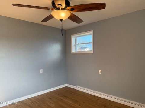 Tiny photo for 411 S Collinwood Boulevard, Fremont, OH 43420 (MLS # 10006053)