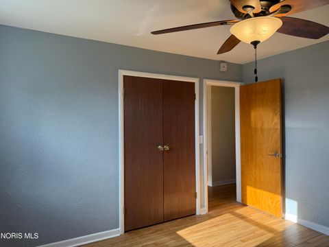 Tiny photo for 411 S Collinwood Boulevard, Fremont, OH 43420 (MLS # 10006053)