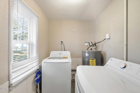 Tiny photo for 1543 Travis Drive, Toledo, OH 43612 (MLS # 10014076)
