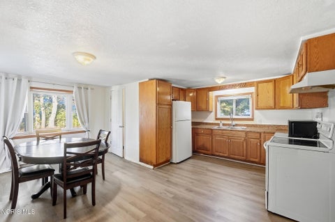 Tiny photo for 1543 Travis Drive, Toledo, OH 43612 (MLS # 10014076)