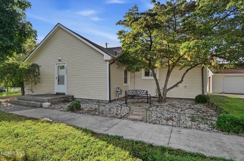 Tiny photo for 1543 Travis Drive, Toledo, OH 43612 (MLS # 10014076)
