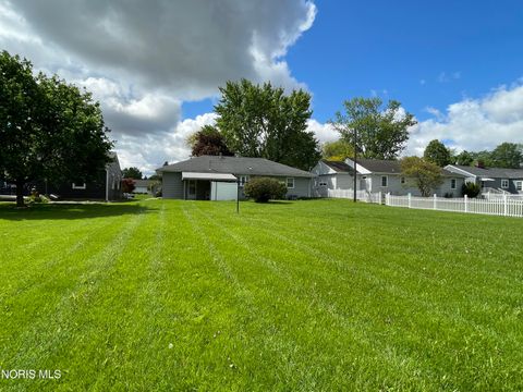 Tiny photo for 220 E Yates Avenue, Findlay, OH 45840 (MLS # 10007133)