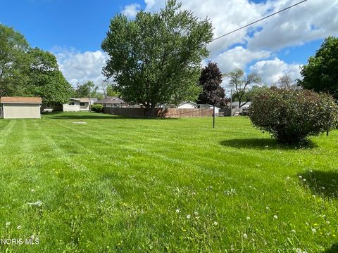 Tiny photo for 220 E Yates Avenue, Findlay, OH 45840 (MLS # 10007133)