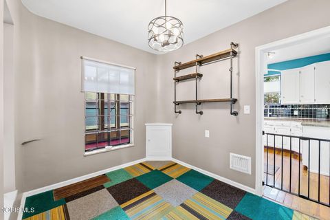 Tiny photo for 2235 Meadowwood Drive, Toledo, OH 43606 (MLS # 10005809)