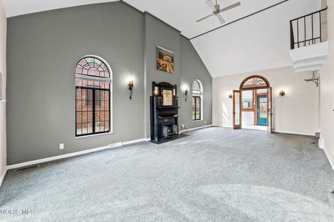 Tiny photo for 2235 Meadowwood Drive, Toledo, OH 43606 (MLS # 10005809)