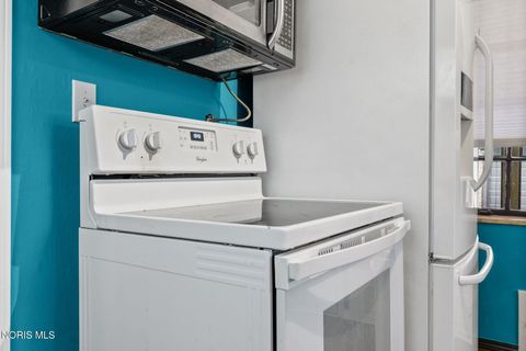 Tiny photo for 2235 Meadowwood Drive, Toledo, OH 43606 (MLS # 10005809)