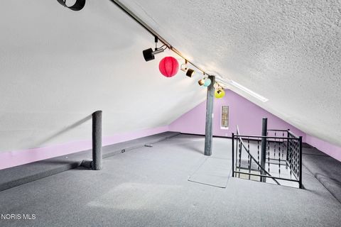 Tiny photo for 2235 Meadowwood Drive, Toledo, OH 43606 (MLS # 10005809)