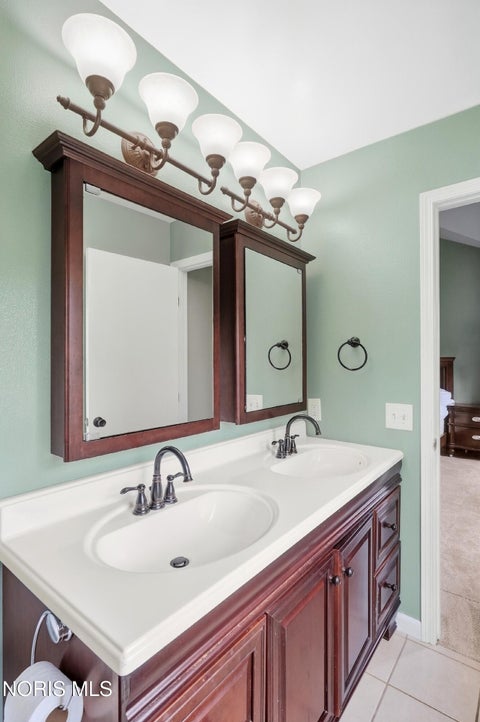 Tiny photo for 1579 Rosewood Drive, Bowling Green, OH 43402 (MLS # 10013637)