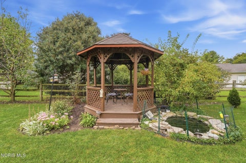 Tiny photo for 1579 Rosewood Drive, Bowling Green, OH 43402 (MLS # 10013637)
