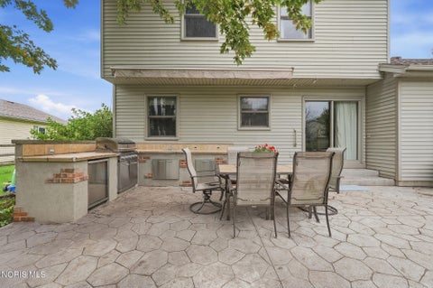 Tiny photo for 1579 Rosewood Drive, Bowling Green, OH 43402 (MLS # 10013637)
