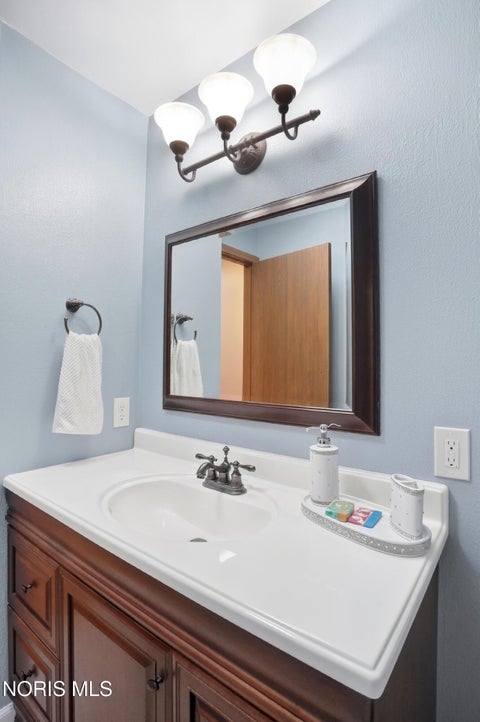 Tiny photo for 1579 Rosewood Drive, Bowling Green, OH 43402 (MLS # 10013637)