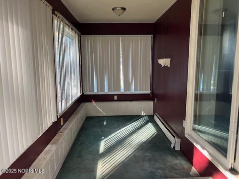 Tiny photo for 117 Maple Street, Bradner, OH 43406 (MLS # 10000419)