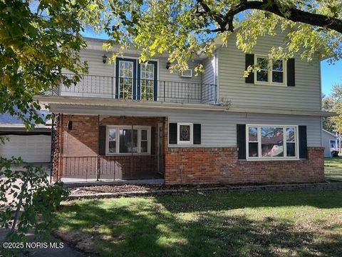 Tiny photo for 117 Maple Street, Bradner, OH 43406 (MLS # 10000419)