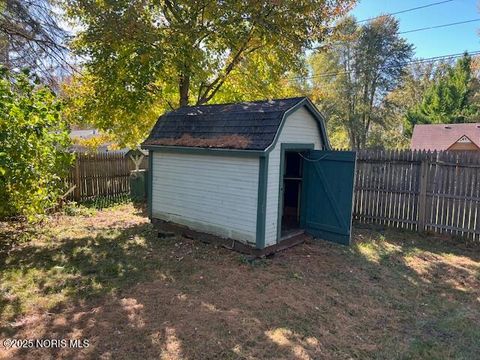 Tiny photo for 117 Maple Street, Bradner, OH 43406 (MLS # 10000419)