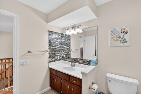 Tiny photo for 425 S Ridge Drive, Perrysburg, OH 43551 (MLS # 10005183)