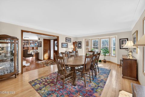 Tiny photo for 425 S Ridge Drive, Perrysburg, OH 43551 (MLS # 10005183)