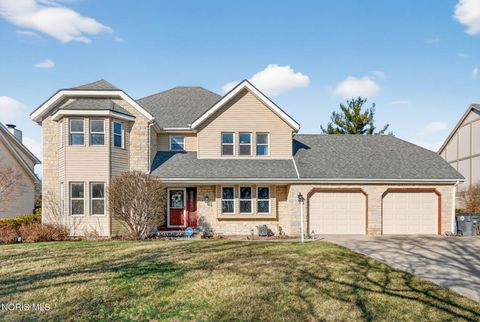 Photo of 425 S Ridge Drive, Perrysburg, OH 43551 (MLS # 10005183)