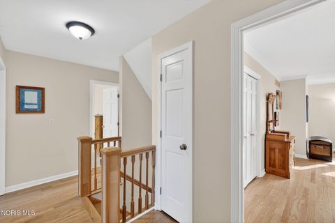 Tiny photo for 425 S Ridge Drive, Perrysburg, OH 43551 (MLS # 10005183)