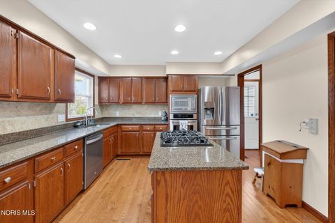 Tiny photo for 425 S Ridge Drive, Perrysburg, OH 43551 (MLS # 10005183)