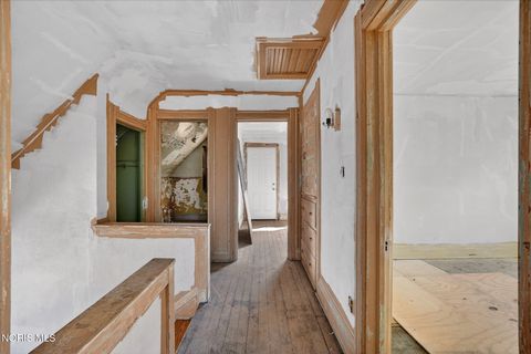 Tiny photo for 3240 N Detroit Avenue, Toledo, OH 43610 (MLS # 10004889)