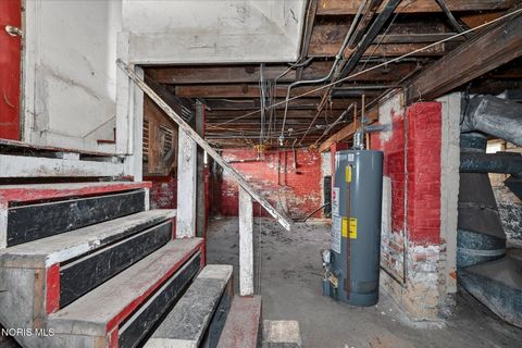 Tiny photo for 3240 N Detroit Avenue, Toledo, OH 43610 (MLS # 10004889)