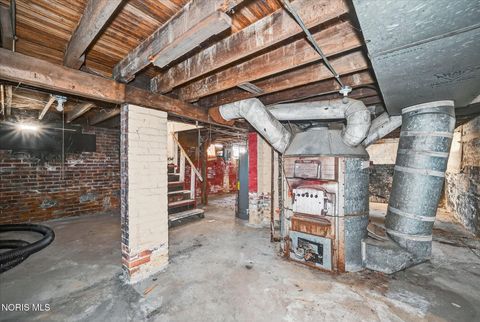 Tiny photo for 3240 N Detroit Avenue, Toledo, OH 43610 (MLS # 10004889)