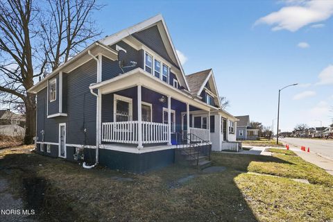 Tiny photo for 3240 N Detroit Avenue, Toledo, OH 43610 (MLS # 10004889)