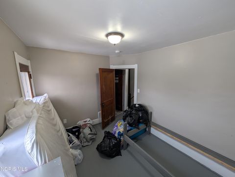 Tiny photo for 626 Geneva Avenue, Toledo, OH 43609 (MLS # 10007778)