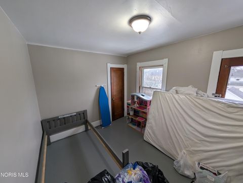 Tiny photo for 626 Geneva Avenue, Toledo, OH 43609 (MLS # 10007778)