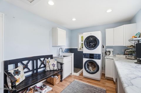 Tiny photo for 2115 Albon Road, Holland, OH 43528 (MLS # 10007892)
