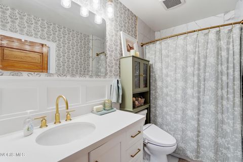 Tiny photo for 2115 Albon Road, Holland, OH 43528 (MLS # 10007892)