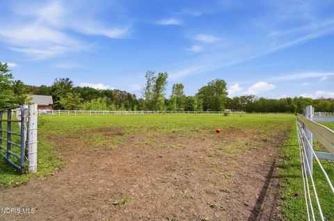Tiny photo for 2115 Albon Road, Holland, OH 43528 (MLS # 10007892)