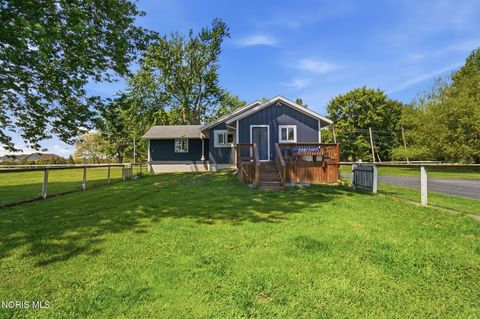 Tiny photo for 2115 Albon Road, Holland, OH 43528 (MLS # 10007892)
