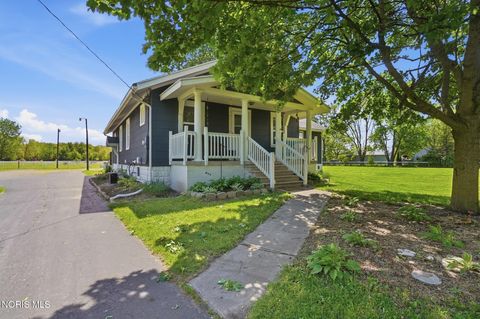 Tiny photo for 2115 Albon Road, Holland, OH 43528 (MLS # 10007892)
