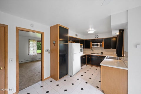 Tiny photo for 231 W State Line Road, Toledo, OH 43612 (MLS # 10014540)