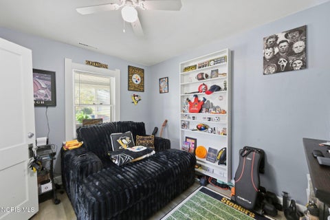 Tiny photo for 3321 137th Street, Toledo, OH 43611 (MLS # 10014887)
