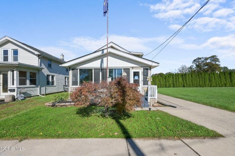 Photo of 3321 137th Street, Toledo, OH 43611 (MLS # 10014887)