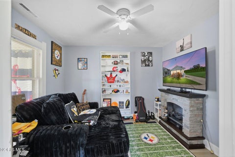 Tiny photo for 3321 137th Street, Toledo, OH 43611 (MLS # 10014887)