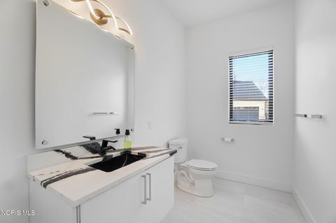 Tiny photo for 1125 Hunting Creek Drive, Perrysburg, OH 43551 (MLS # 10005466)