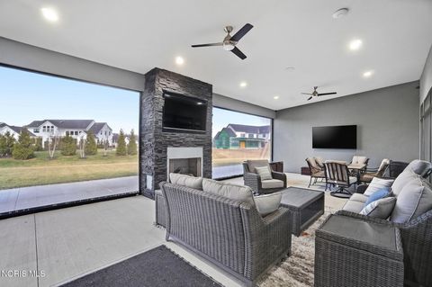 Tiny photo for 1125 Hunting Creek Drive, Perrysburg, OH 43551 (MLS # 10005466)